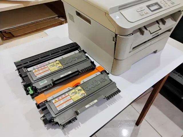 Brother DCP-7055 + 2 Toners TN-410 (Para Peças ou Reparo) - Foto 2
