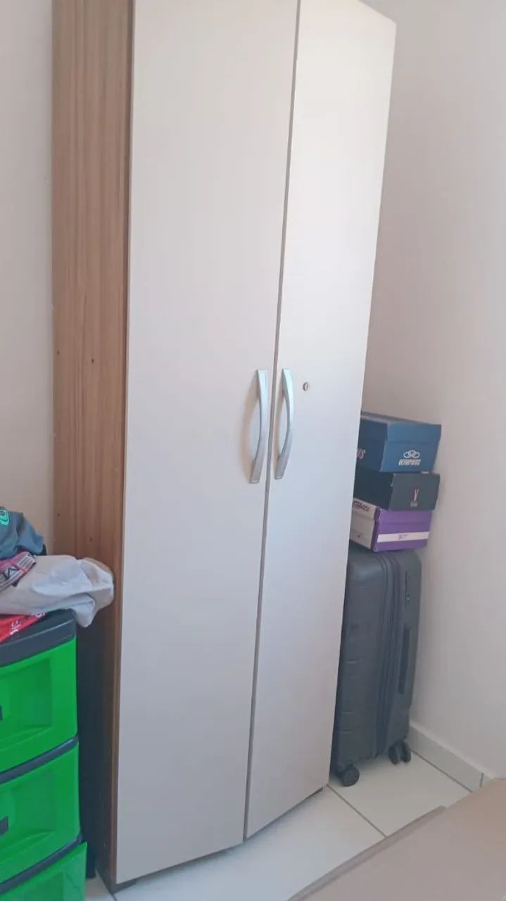Vendo guarda roupa 