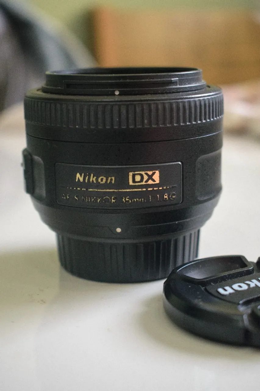 Lente Nikon 35mm f/1.8 AF-S | Impecável, Pouquíssimo Uso (Top para Retratos) - Foto 3