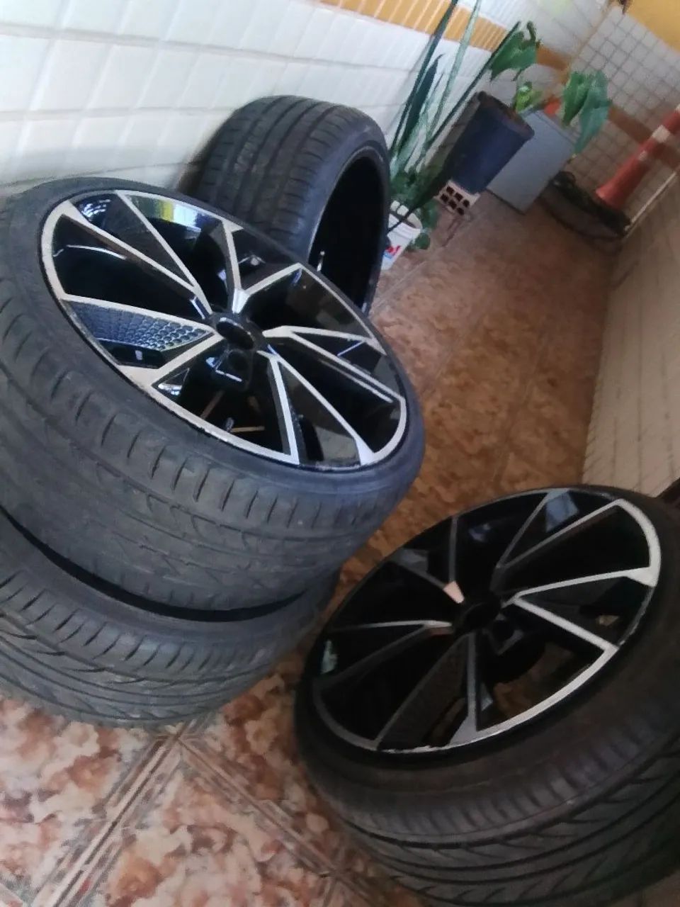 Roda Audi 