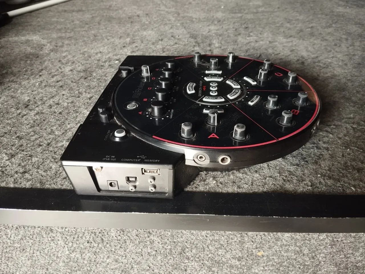 mesa de som roland hs-5 session mixer - Foto 4