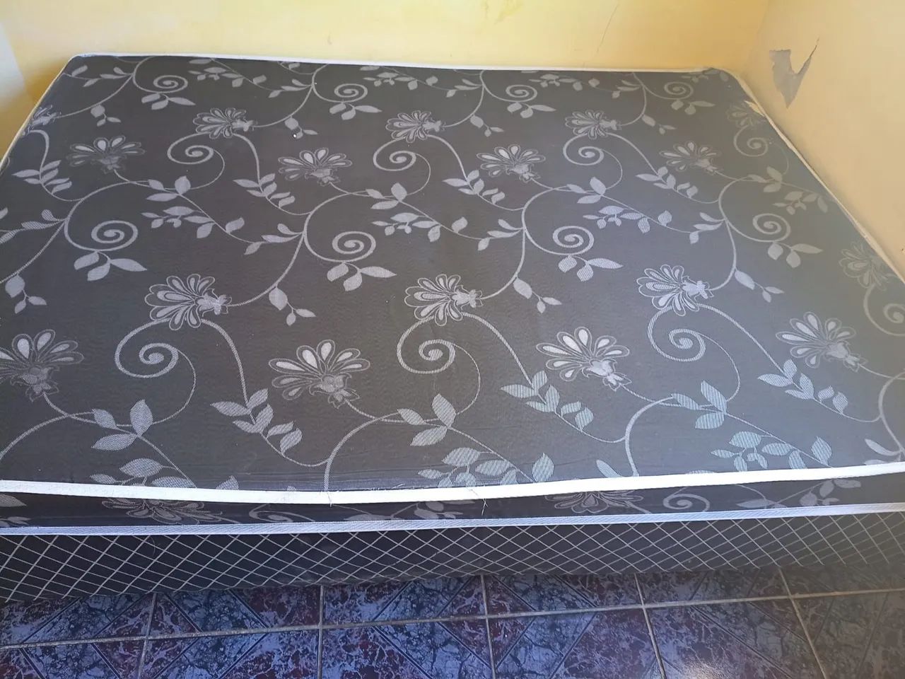 Cama box casal 