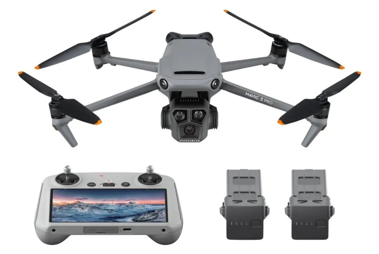 Drone DJI Mavic 3 Pro Fly More Combo DJI RC Pro - DJI031
