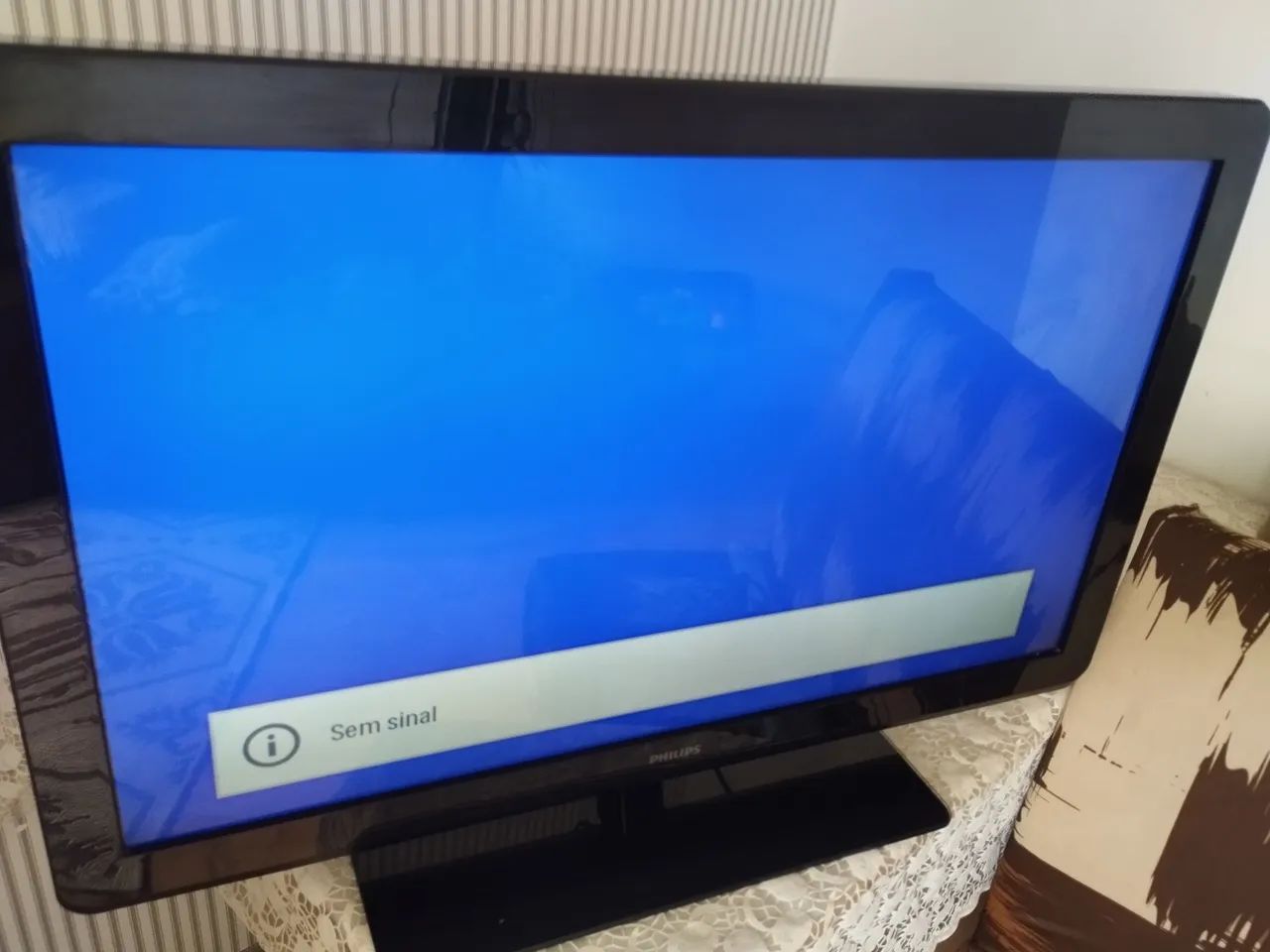 Tv Philips 3500 series TV LED 32 polegadas 402624655854807043