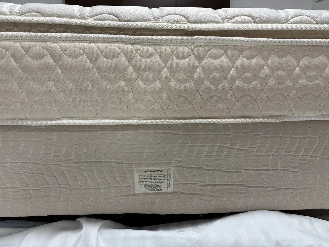 Cama casal box 