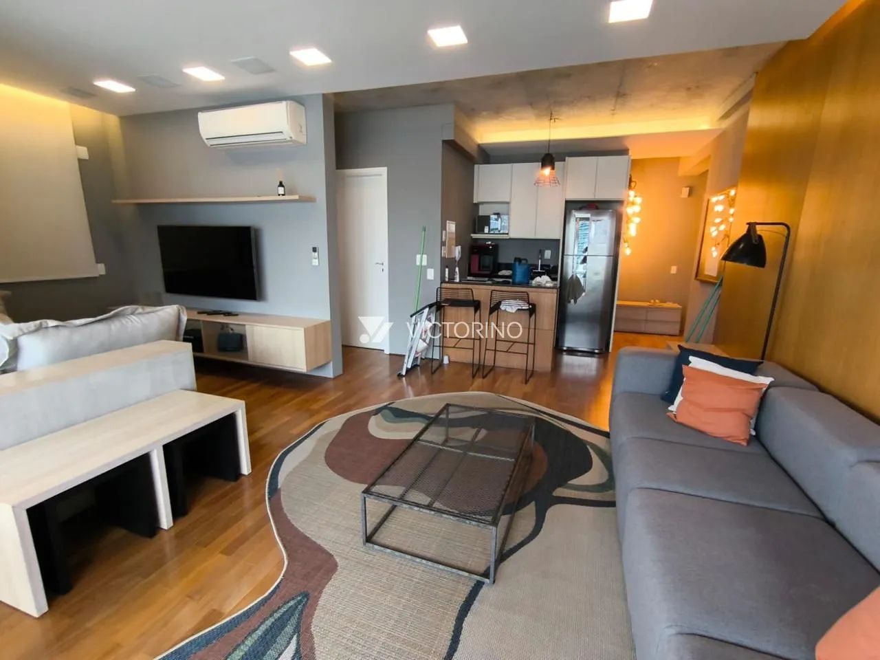 Apartamento mobiliado com 01 quarto(01 suite) e 02 vagas para locação - Itaim Bibi - Foto 2