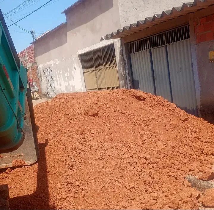 Venda de Areia, Barro e Brita. - Foto 2