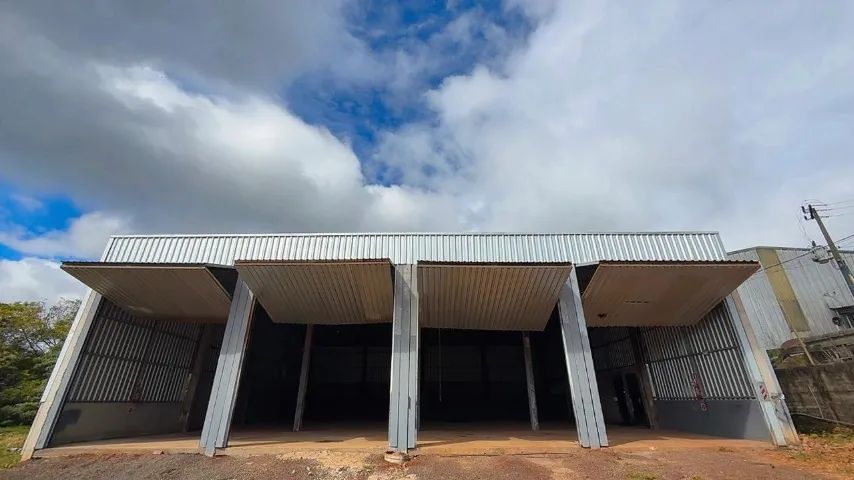 ALUGA-SE BARRACÃO 410M² NO TREVO DE CHAPECÓ-SC - Foto 2