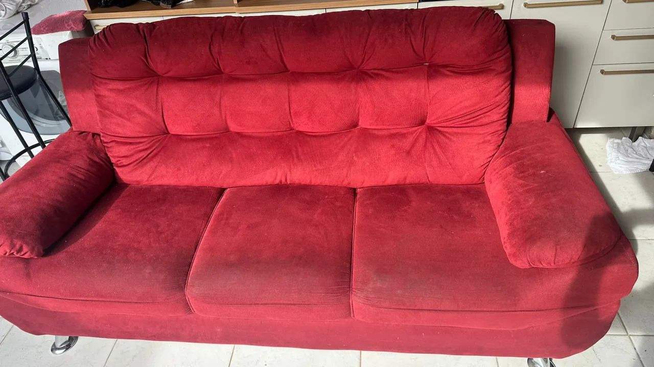 Sofá vermelho em perfeito estado - Foto 4