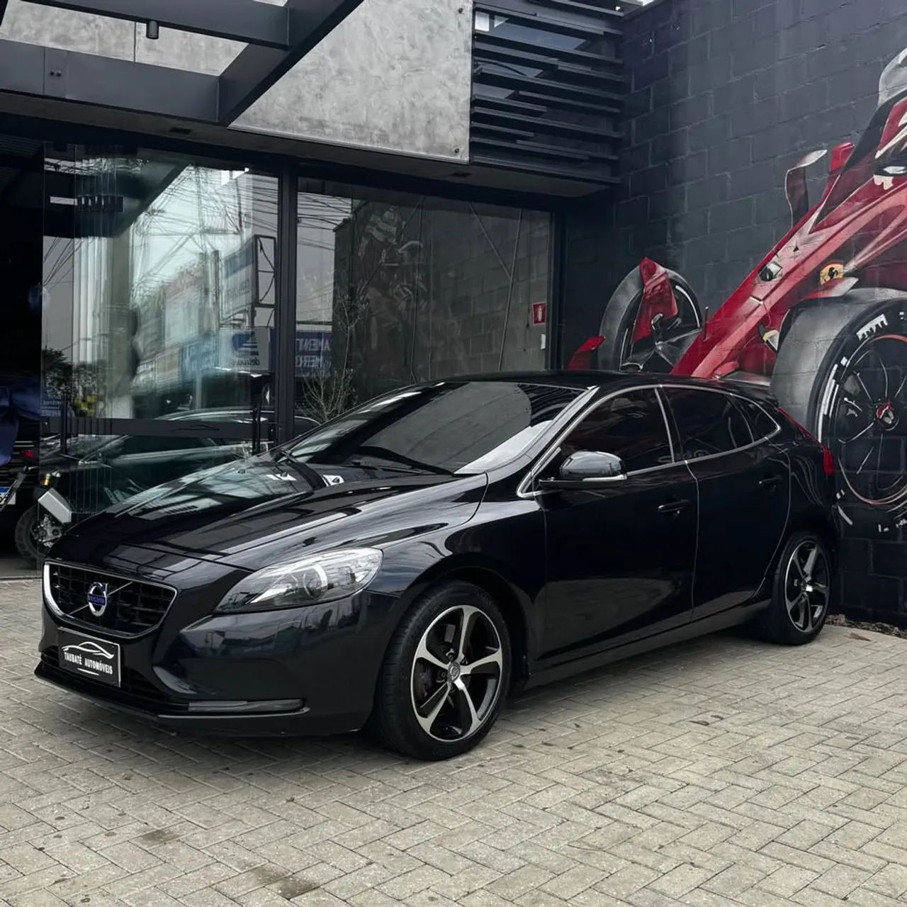 Volvo V40 2014