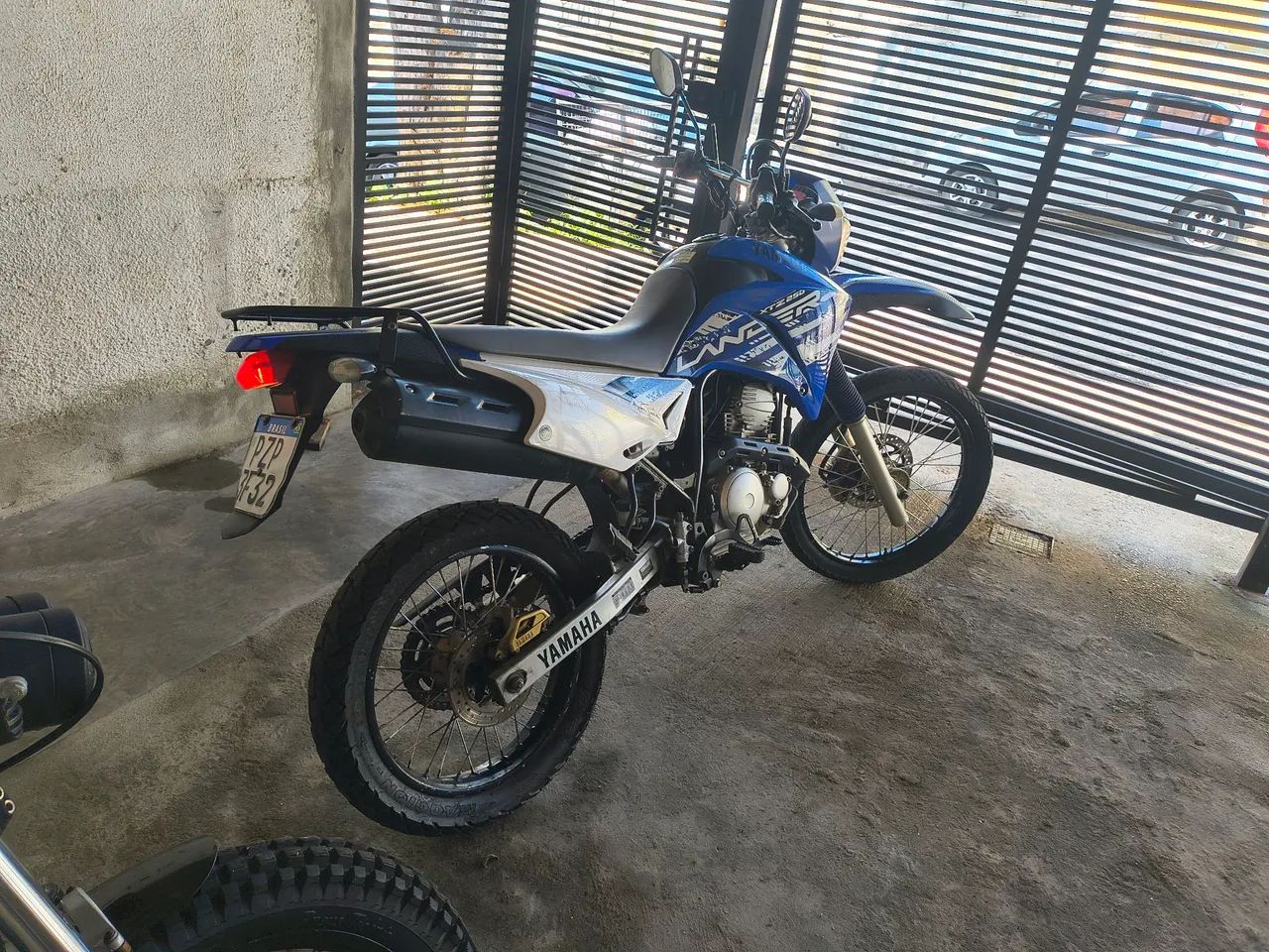 Lander 250 - Foto 2