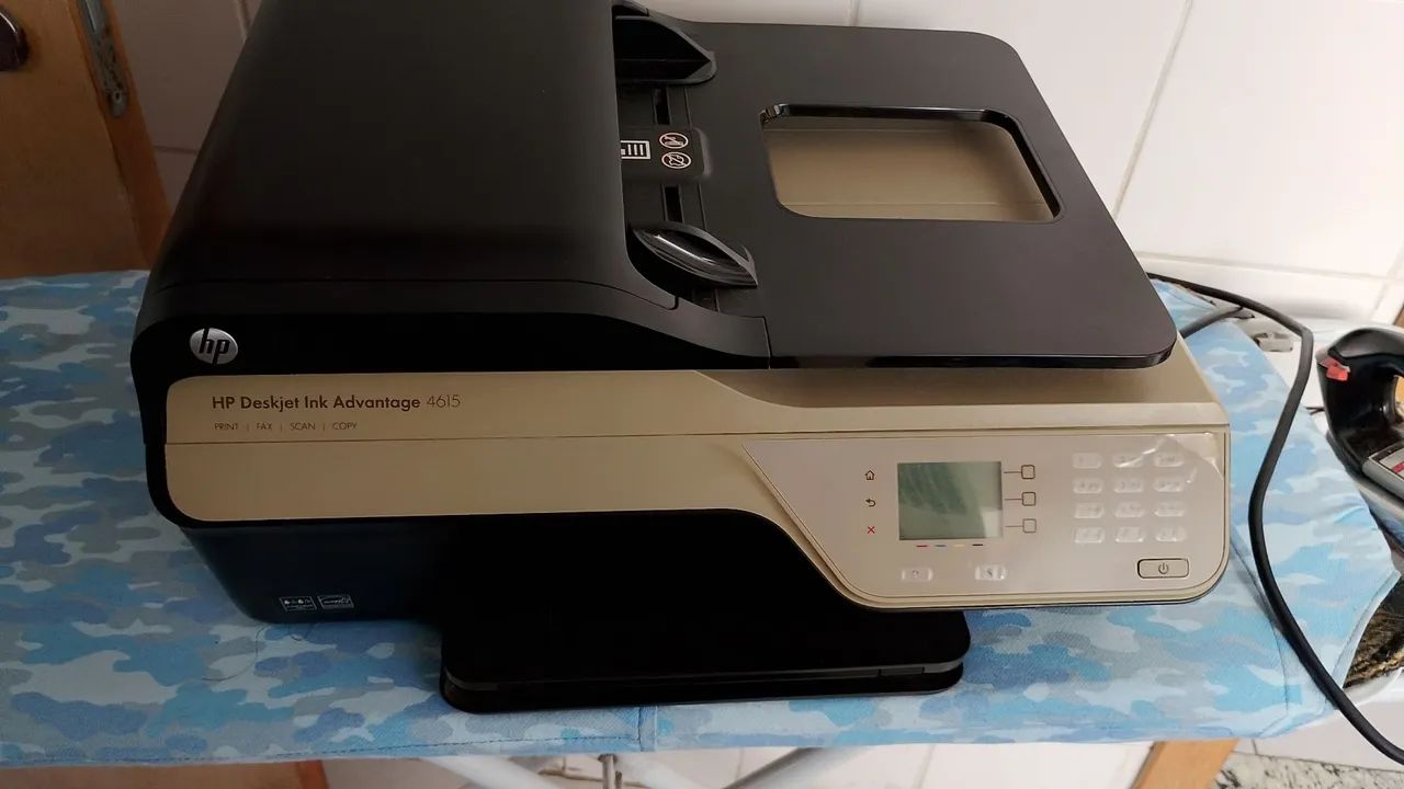 Vende-se impressora HP Deskjet 4615