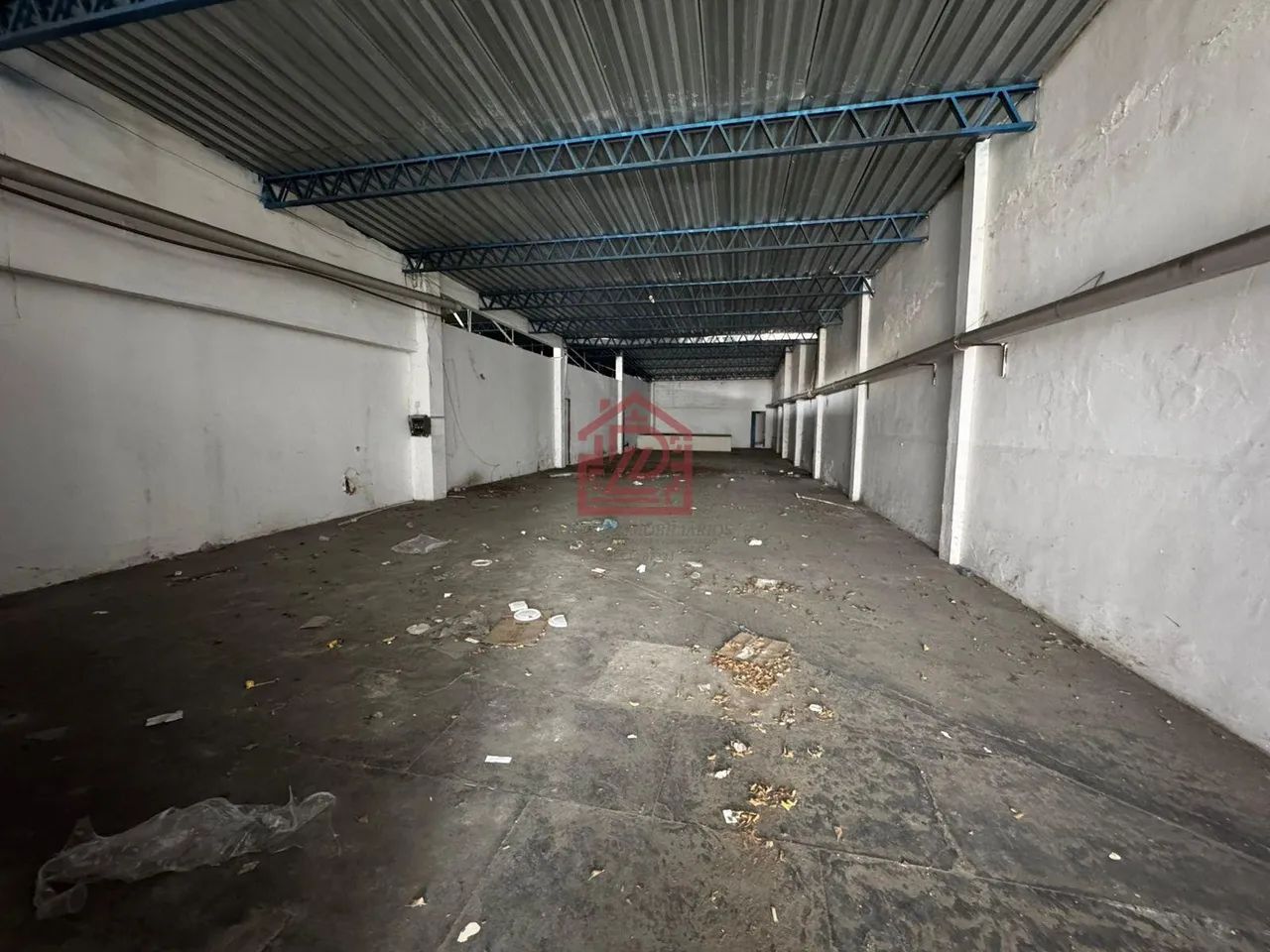 Loja/Salão para Alugar no Centro de Macaé, 900m², 4 Banheiros - Foto 3