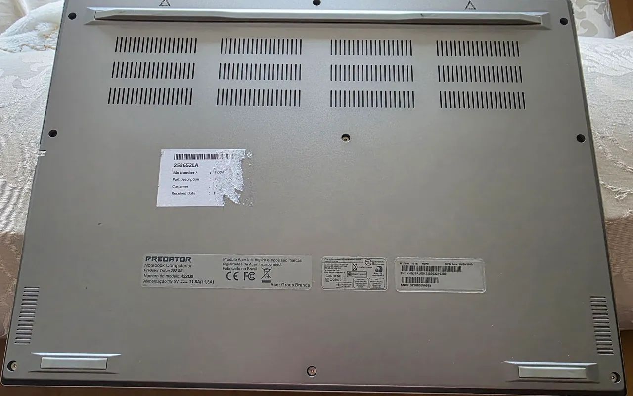 Acer Predator Helios Triton PT316-51S-78V9 (Usado) - Foto 2