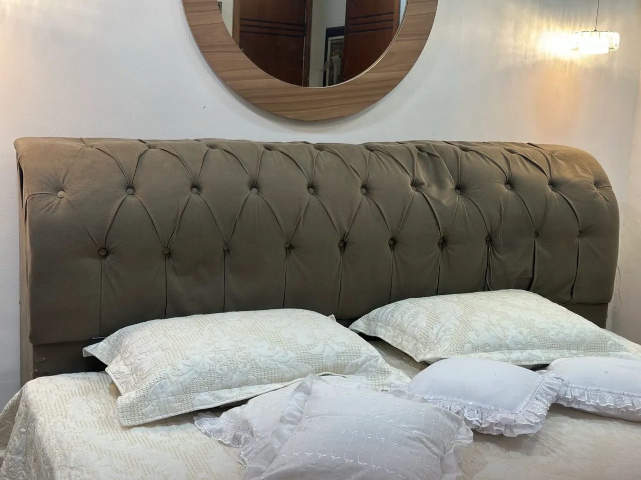 Cama super king com base e cabeceira baú - Foto 2