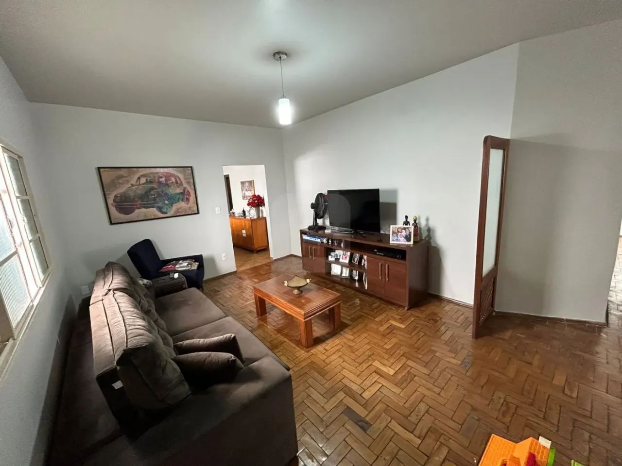 Casa à venda no bairro Santa Mônica. - Foto 5
