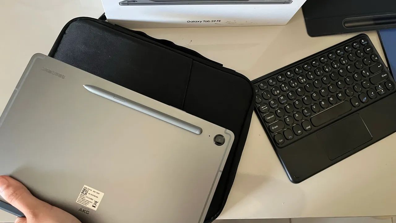 TAB S9 FE + ACESSÓRIOS (CAPA ACOLCHOADA, SPEN E TECLADO) - Foto 3