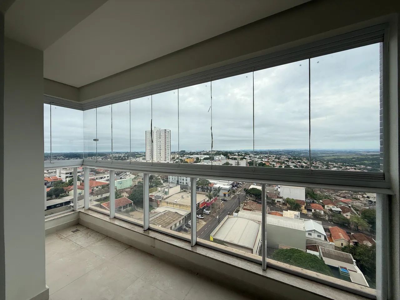 APARTAMENTO NO 10º ANDAR À VENDA NO EDIFÍCIO GARDEN EM APUCARANA. - Foto 5