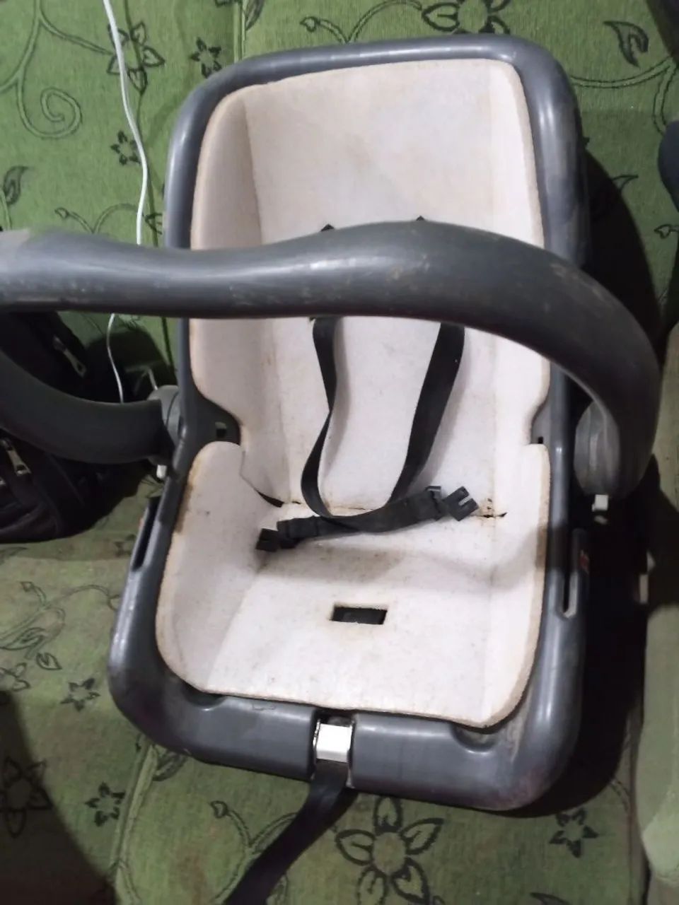 2 Cadeirinha de bebê 