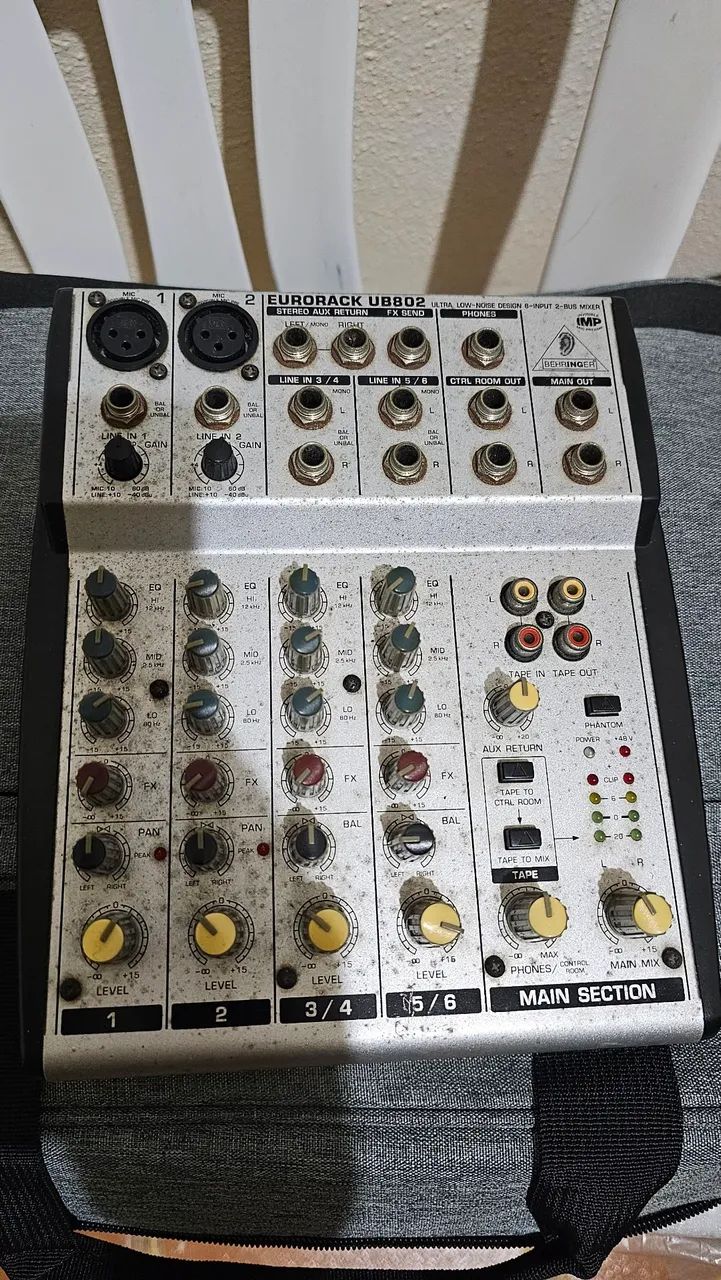 Behringer Eurorack UB802
