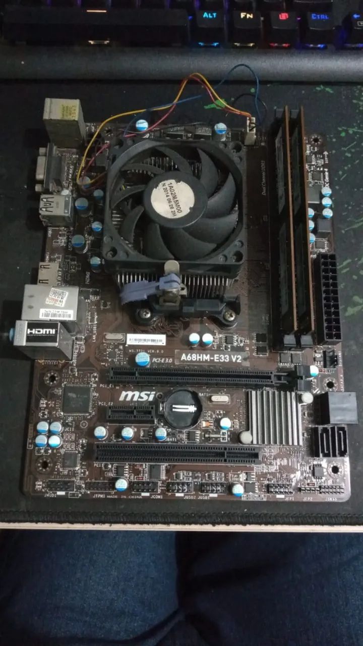 Kit Placa mãe FM2, processador A4-6300+,  4Gb, espelho e cooler
