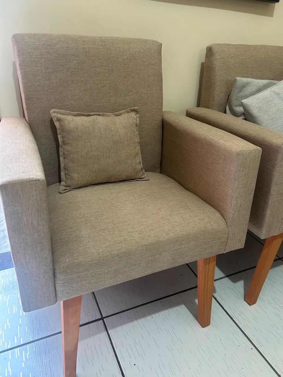 Poltronas no linho  - Foto 2