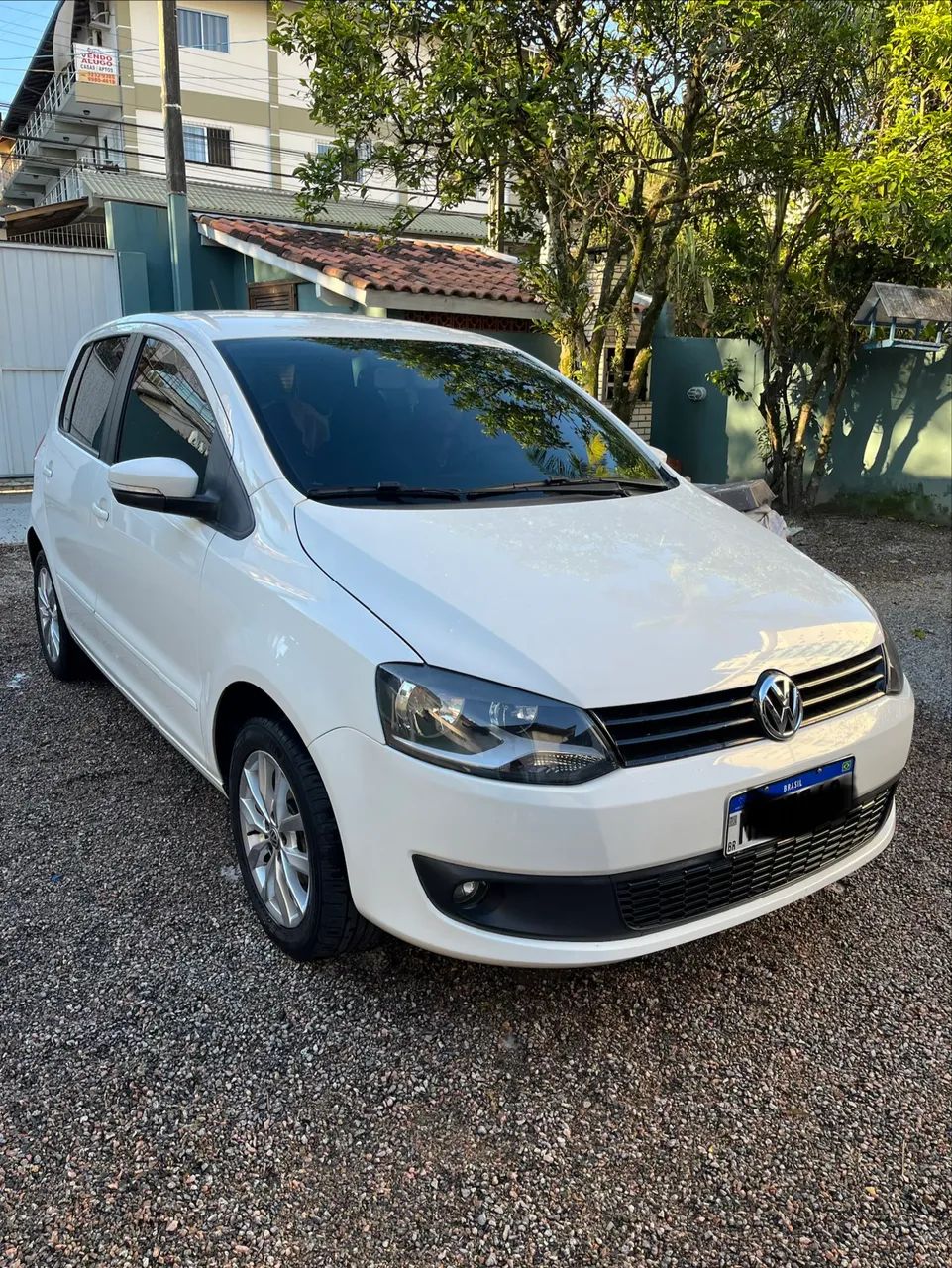 Volkswagen Fox 1.6 MI Total Flex 8V 5P 2014 - Foto 2