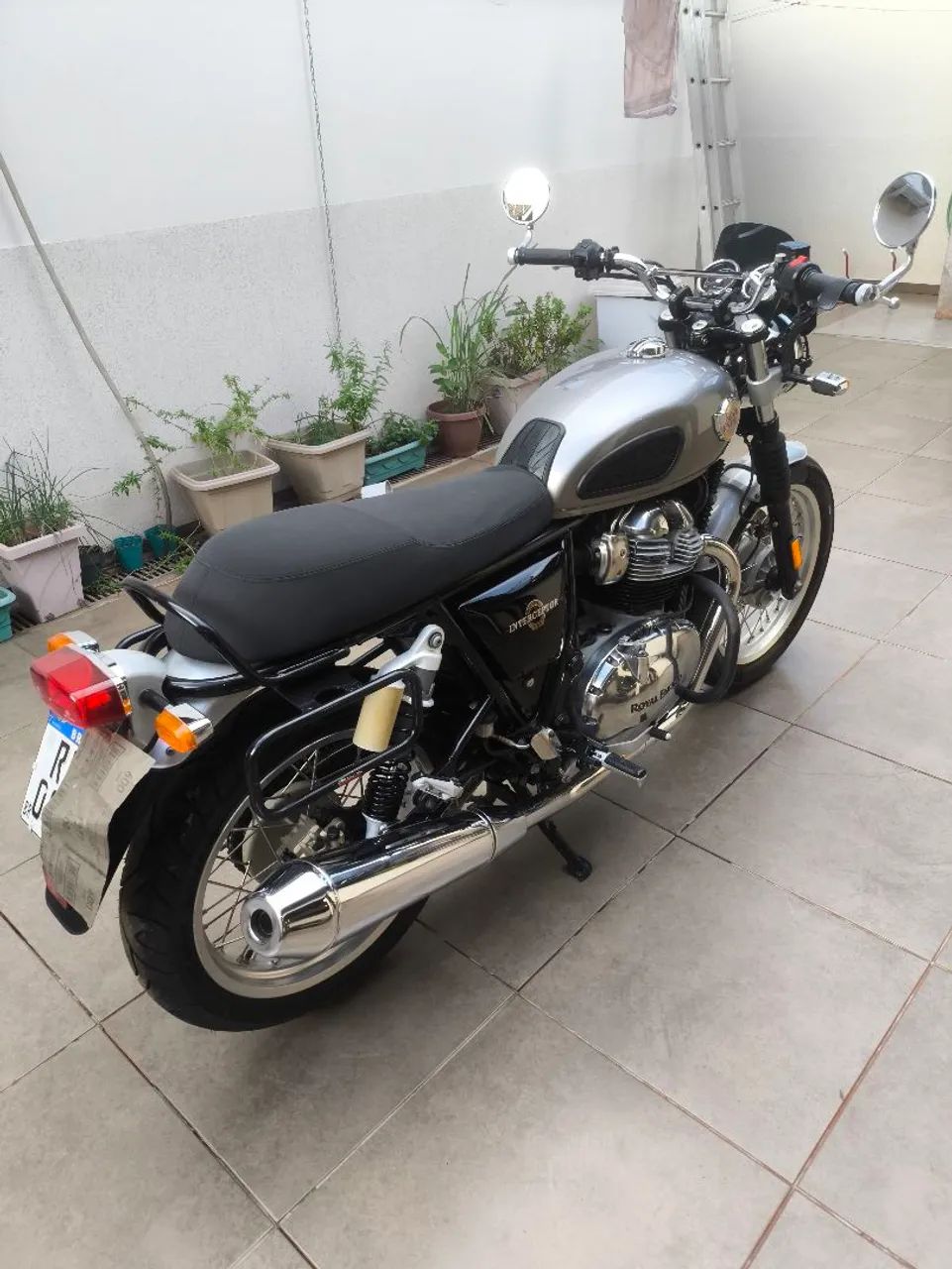Interceptor 650 Royal enfield  - Foto 3