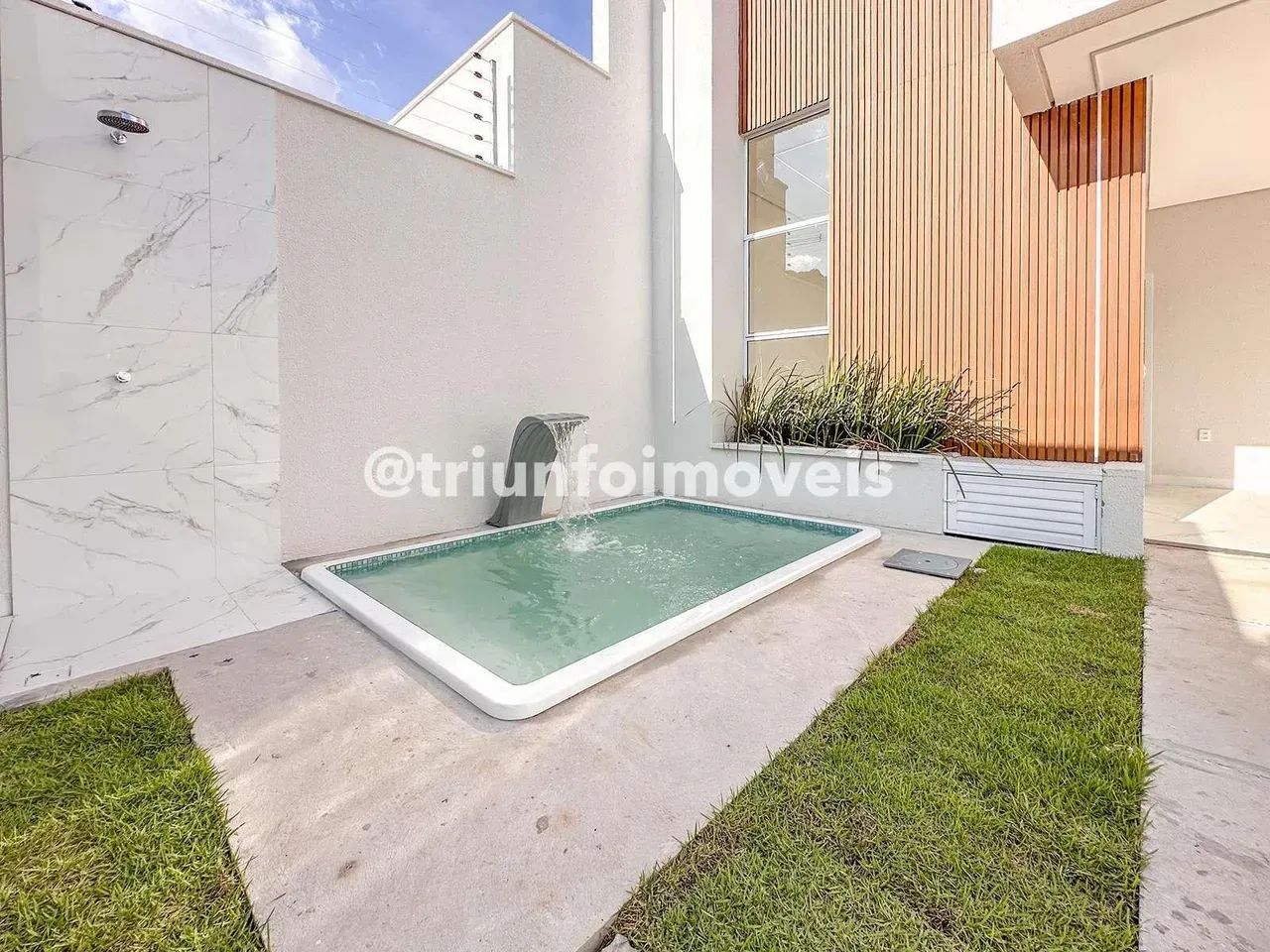Casa a venda no Parque Alvorada com 3 Quartos