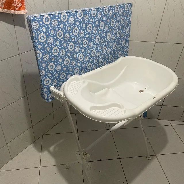 Banheira com trocador para bebê 