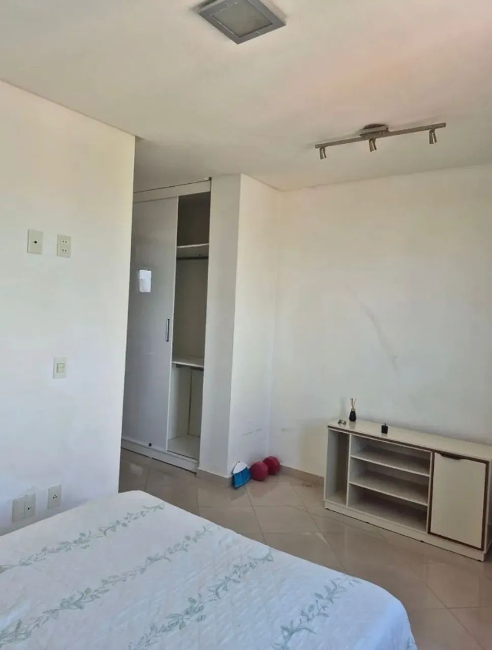 Alugo Apto Semi Mobiliado Com 2 Quartos na Conselheiro  - Foto 5