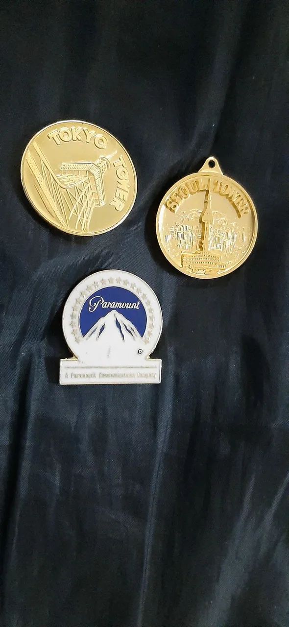VENDO estas 3 medalhas 
