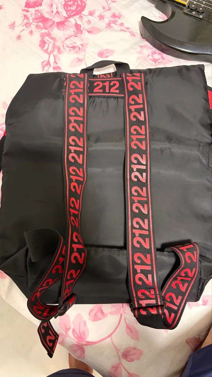 mochila 212 da Carolina Herrera - Foto 3