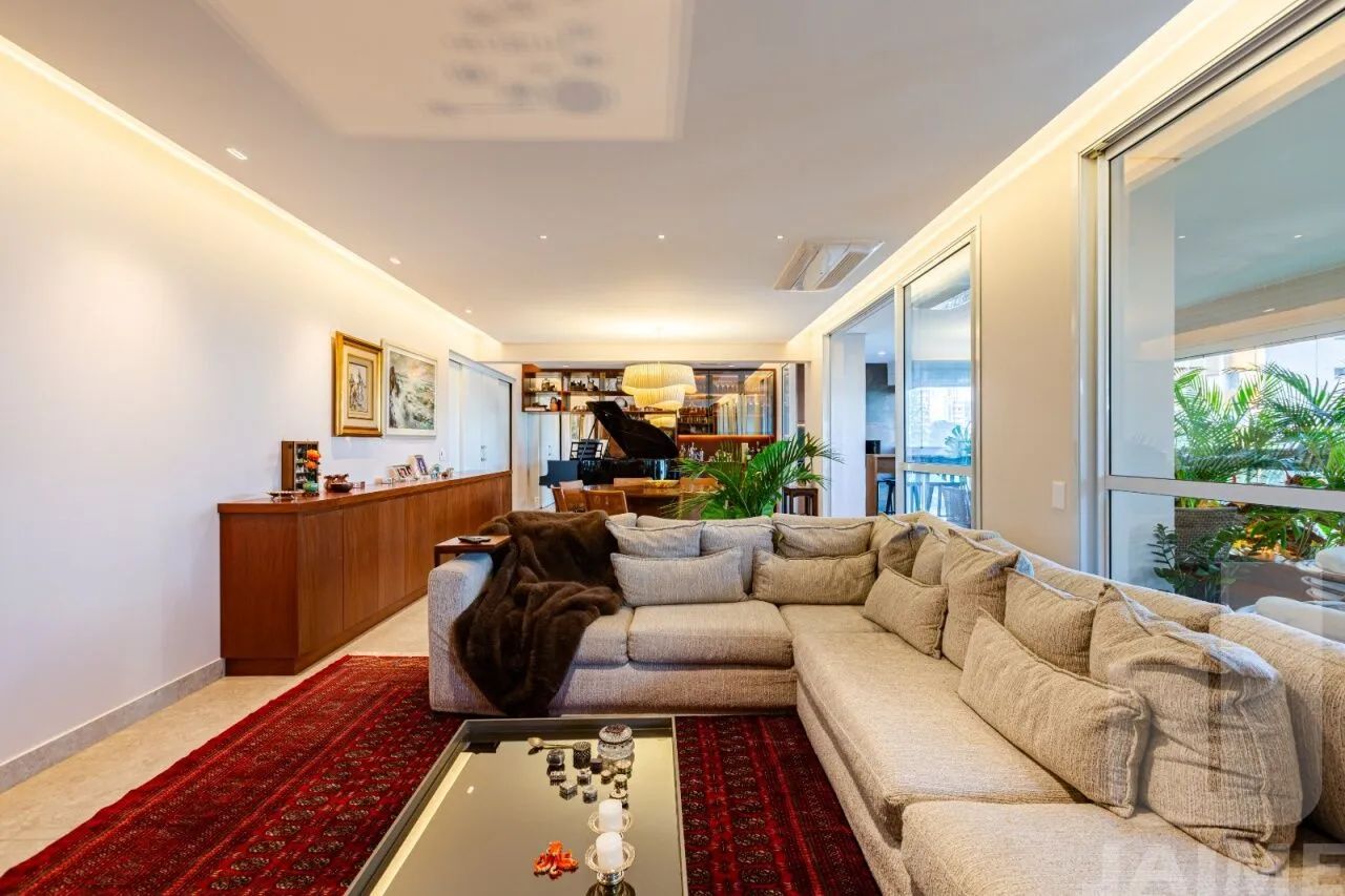 Lindo apartamento com 3 dormitórios sendo 3 suítes e 4 vagas - Paraíso - Foto 3