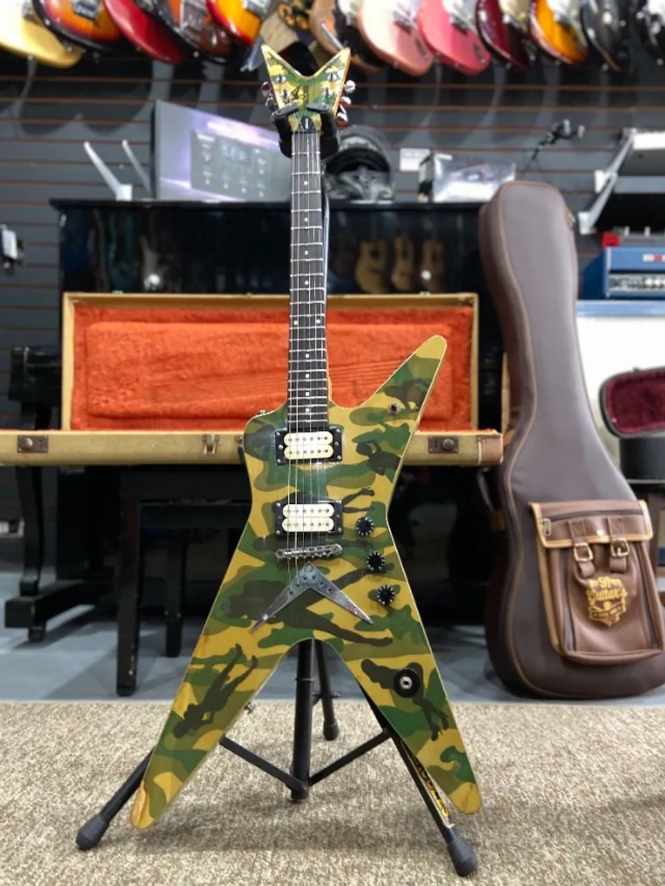 Guitarra Washburn Dimebag DIME-332E usada - Foto 4
