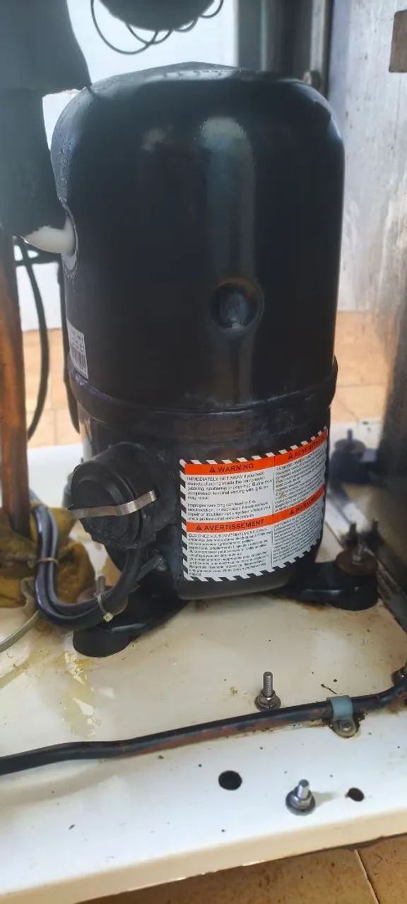 MÁQUINA DE FAZER SORVETE  - Foto 2