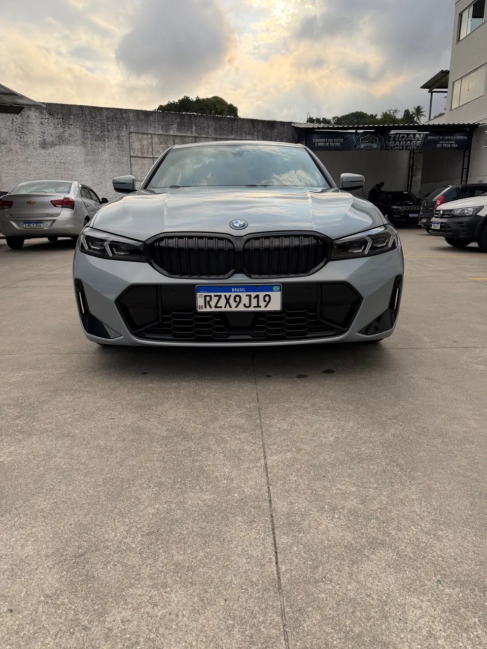BMW 330E 2023