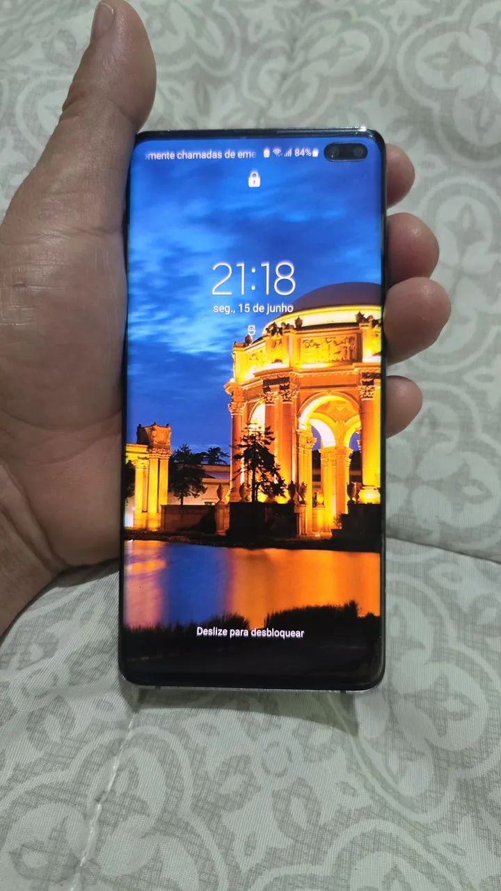 VENDO CELULAR SAMSUNG S10 PLUS 