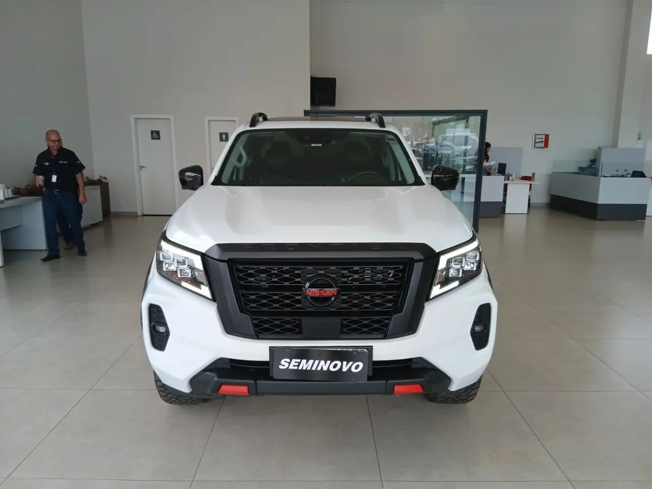 Nissan Frontier PRO4X CD 4X4 2.3 BI-TB DIE. AUT 2023