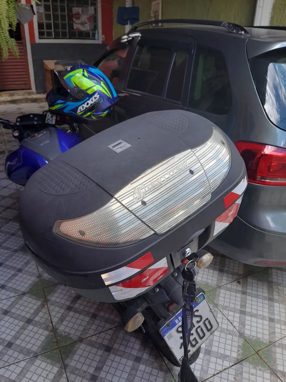 BAÚ COM SUPORTE INCLUSO