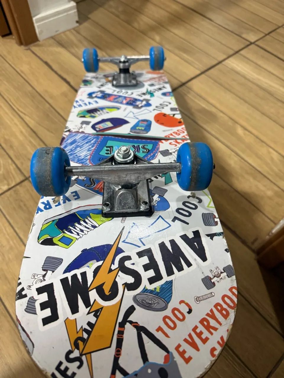 Skate e capacete  - Foto 4
