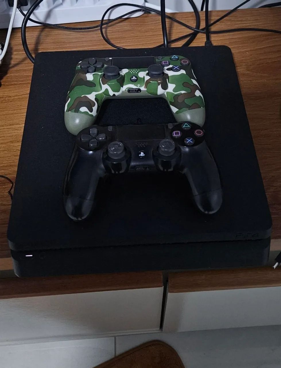 Ps4 slim 1 tb