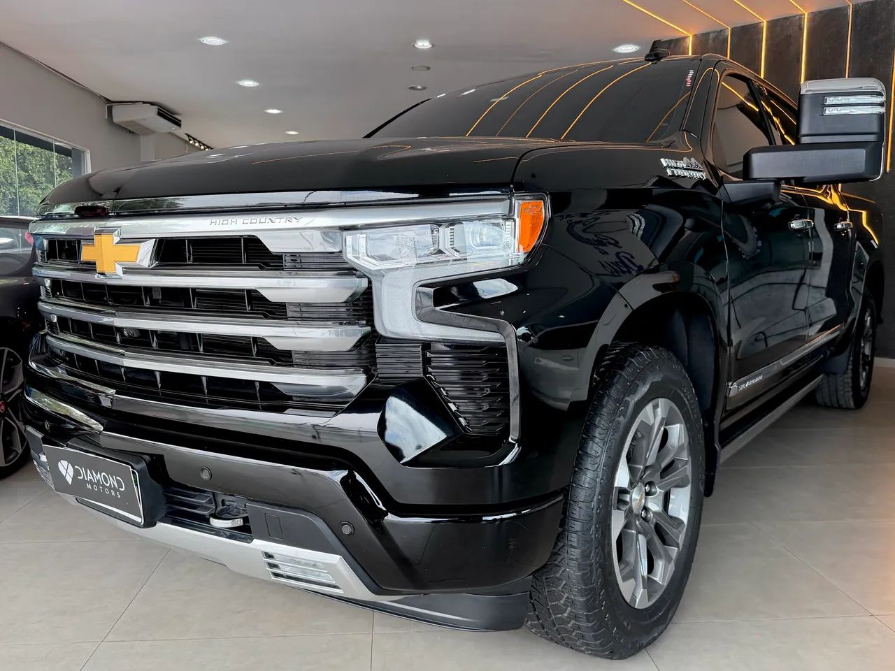 Chevrolet Silverado Silverado High Country 5.3 V8 AWD Aut. 2025