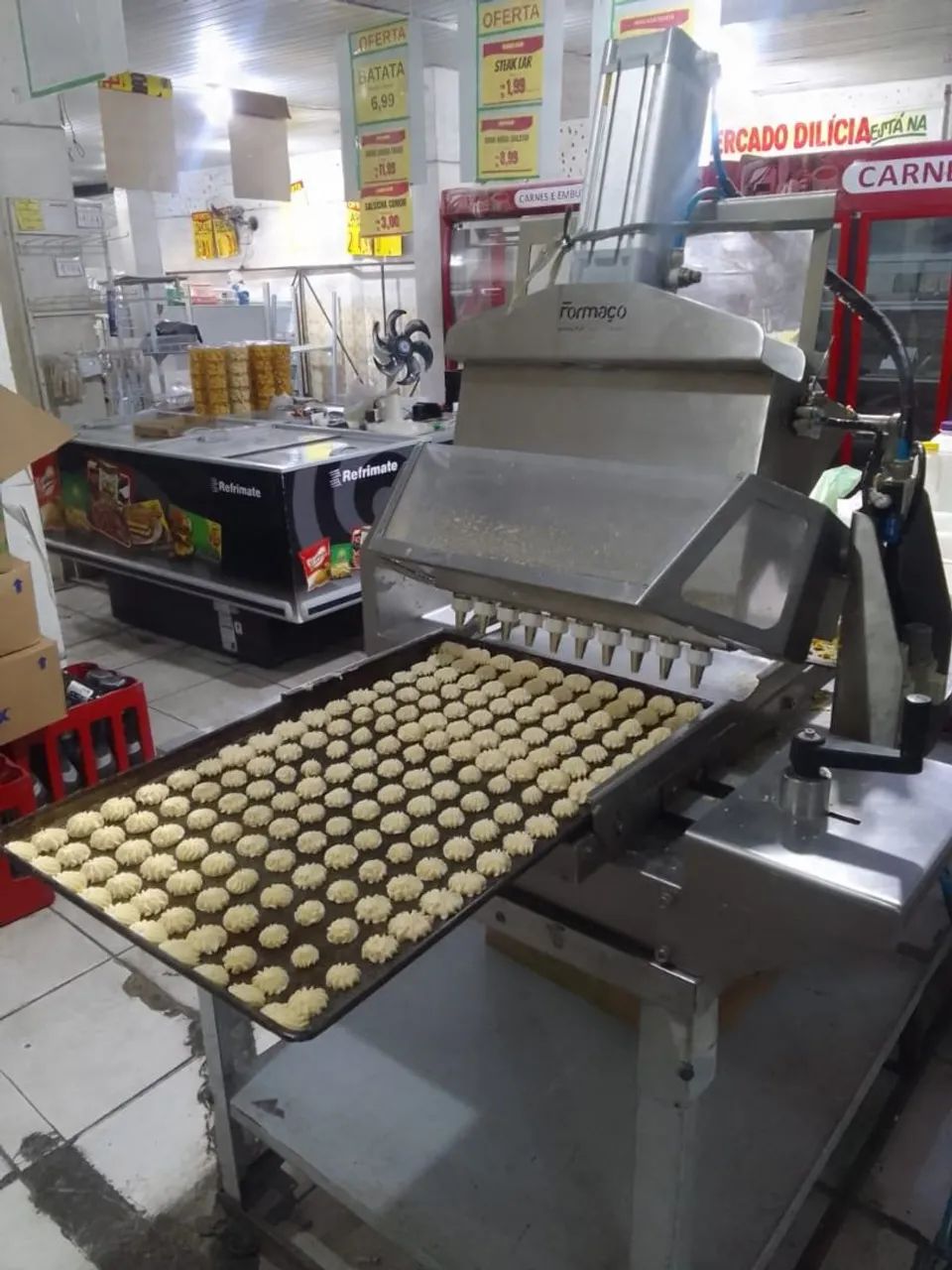 Maquina de fazer biscoito (pingadeiras) - Foto 4