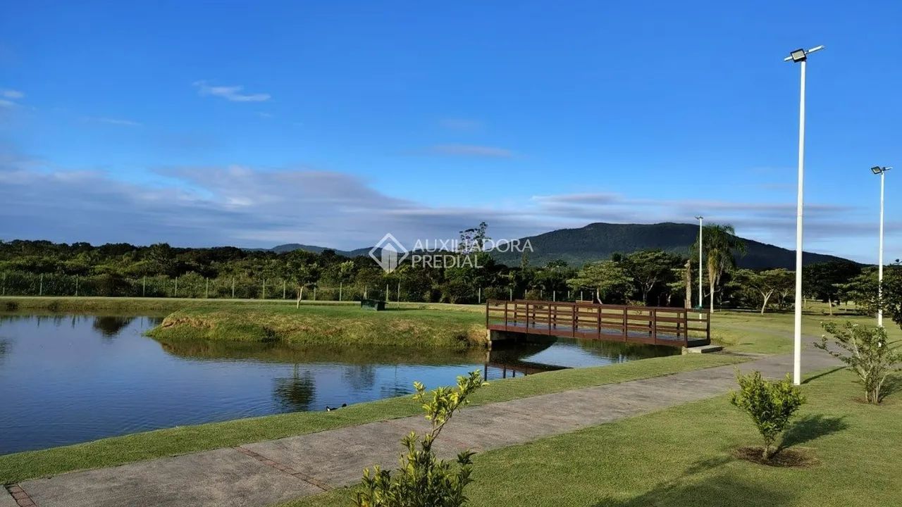 Belissimo terreno com 454m2, pronto para construir.