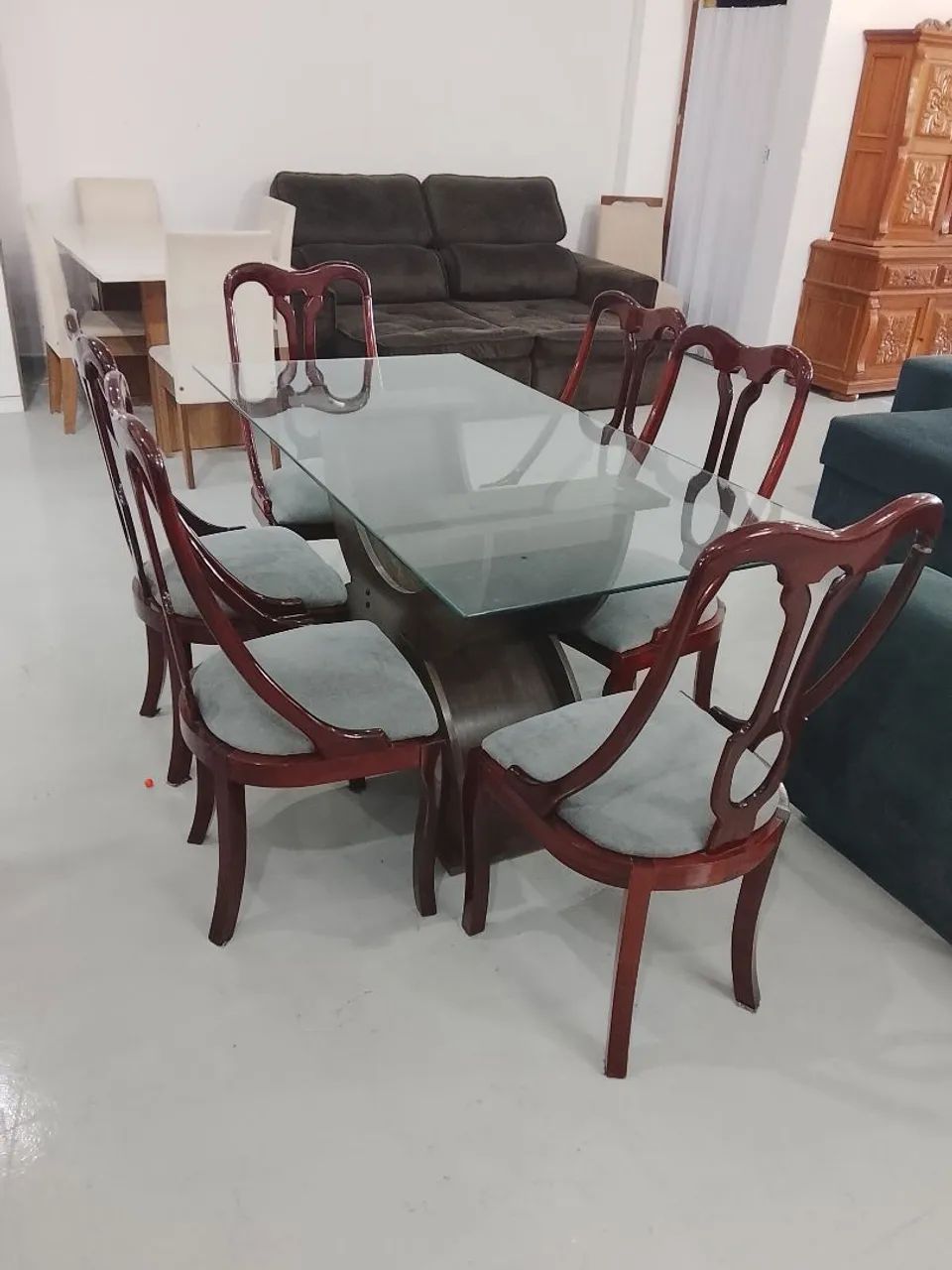 Jogo mesa com 6 cadeiras 
