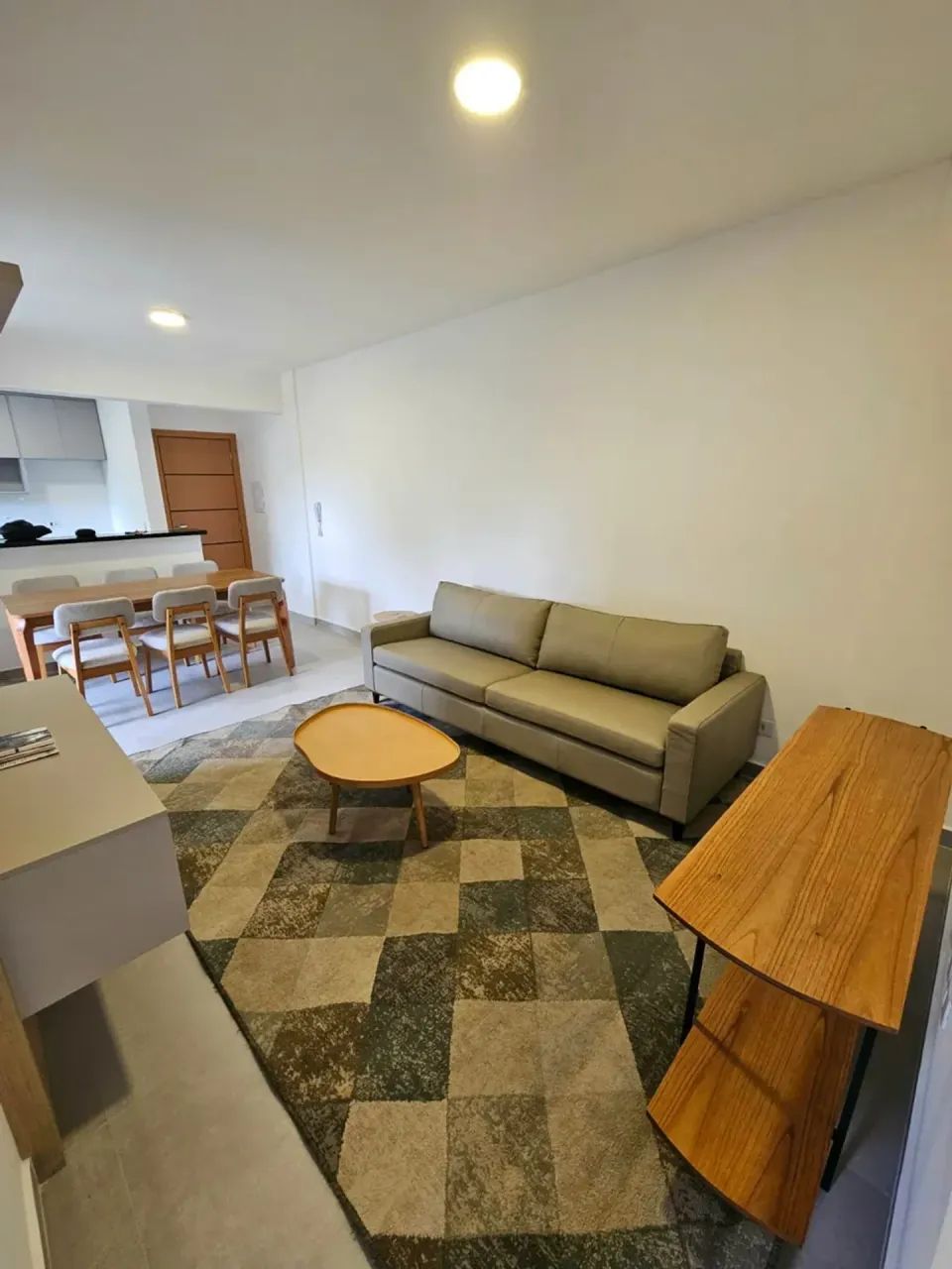 Apartamento para aluguel com 75 metros quadrados com 2 quartos - Foto 2