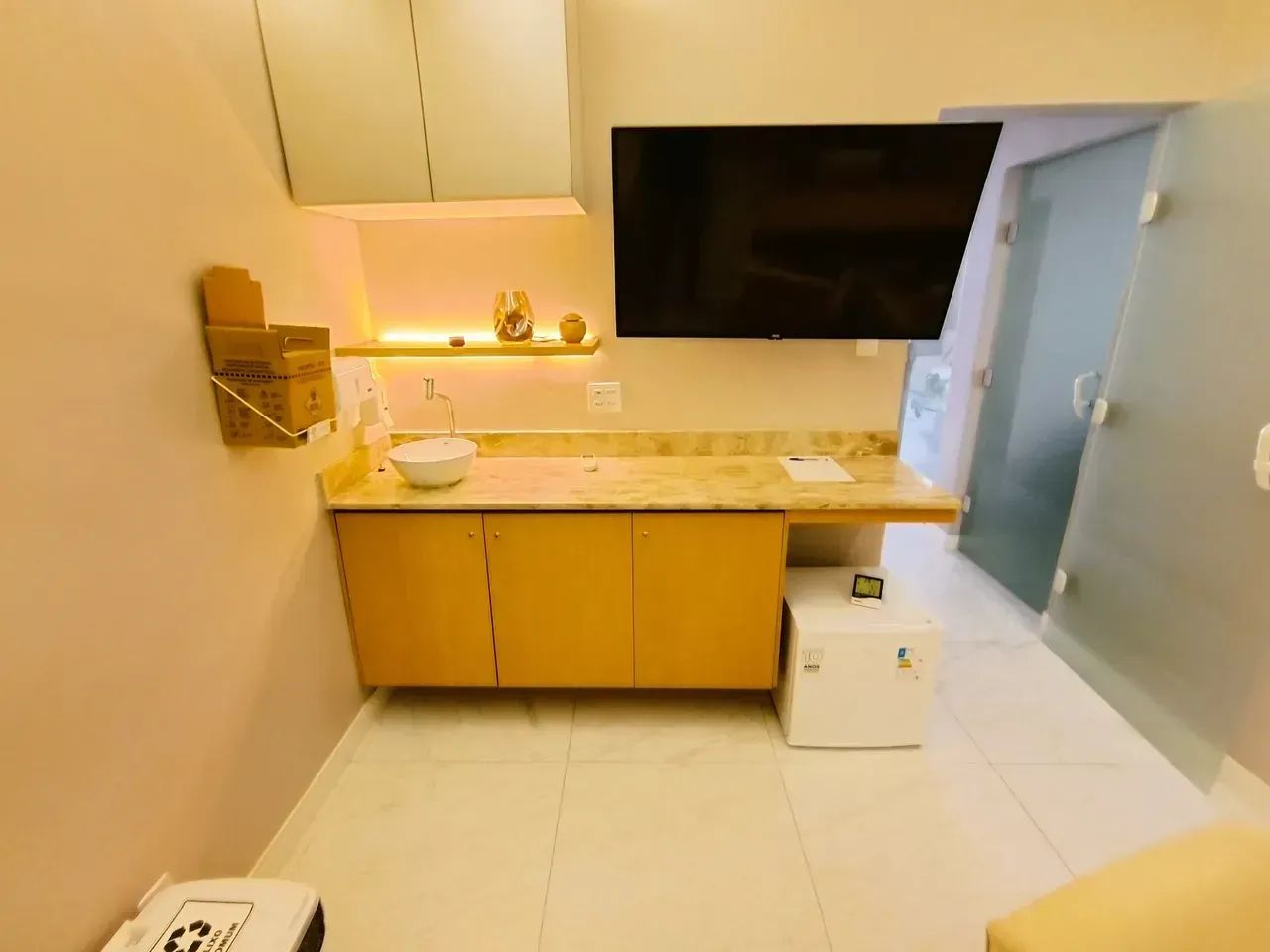 Sala de Consulta para Locação  Sublime Saúde e Estética | Grageru  Aracaju/SE - Foto 3