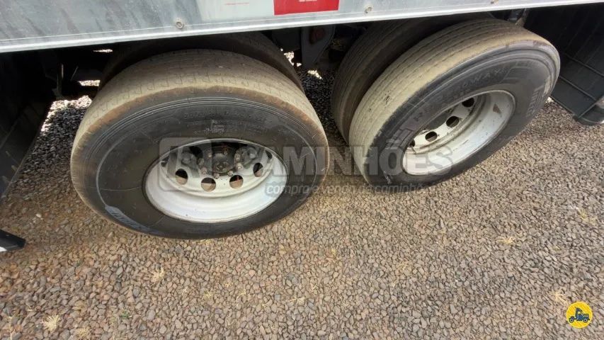 Volvo VM270 6x2 2013/2013 - Foto 4