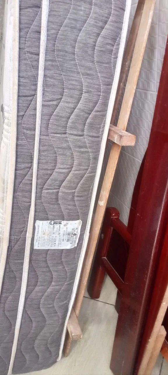Vendo cama mais colchão caspal. - Foto 3